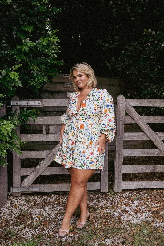 Comfortable dresses for wedding guests to dance in -Irisa Long Sleeve Romper - Garden Floral