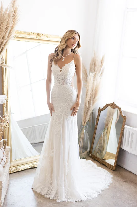Best wedding guest dresses for an evening gala or celebration -Fitted Tulle Lace Bridal Gown by Abby Lane 97192