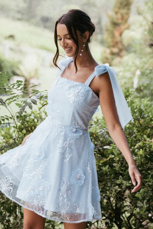 Graduation dresses for ceremonies with a vintage touch -Evangeline Mini Dress - Blue