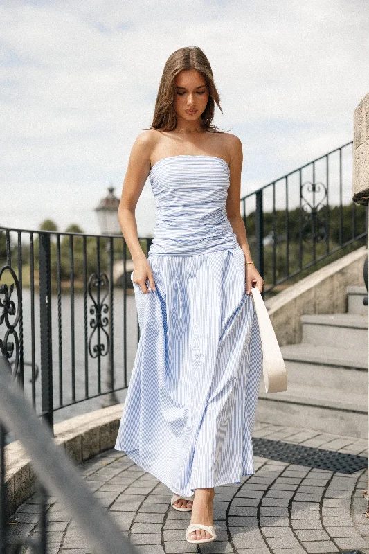 Spring dresses for outdoor events and picnics -Avalee Strapless Maxi Dress - Blue Stripe