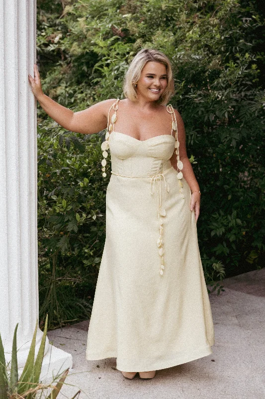 Graduation dresses for short women with flattering lengths -Della Midi Dress - Yellow