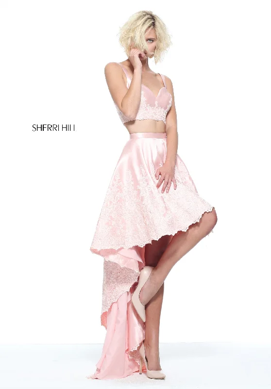 How to style a two piece skirt set with sneakers for casual wear- -51127
