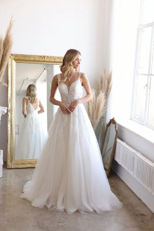 Bohemian wedding guest dresses for beach ceremonies -Sleeveless Tulle Bridal Gown by Abby Lane 97197