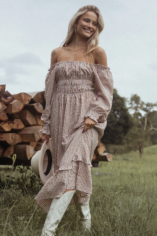 Spring dresses for travel with lightweight materials -Torrie Maxi Dress - Brown Check