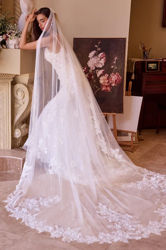 Wedding guest dresses with tiered skirts for maximum volume -Floral Scalloped Lace Royal Veil by Ladivine V010